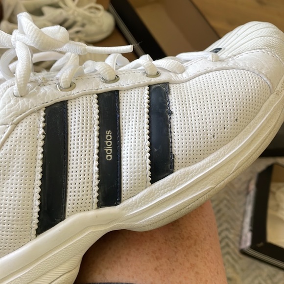 Adidas superstar 2g size 8. Classic shoes. - Picture 8 of 9